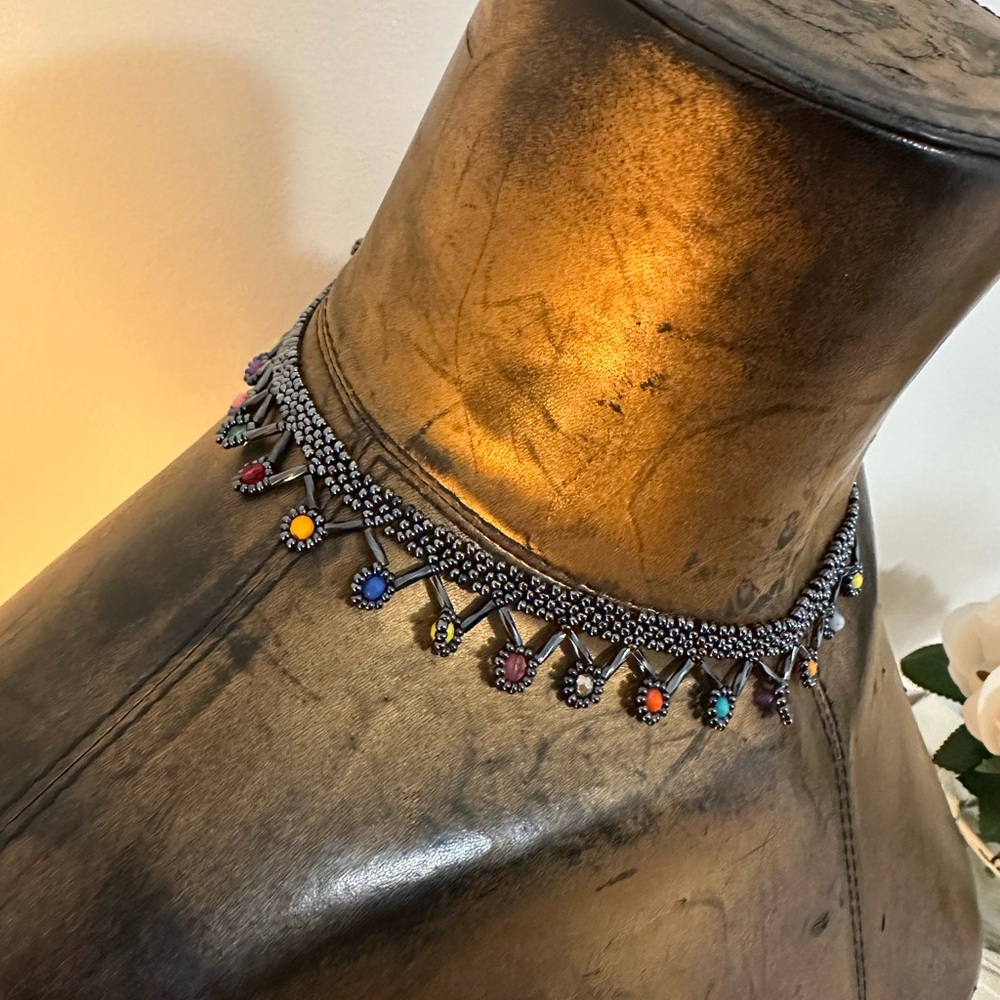 Handmade silver tone beaded choker - Picture 3 of 3